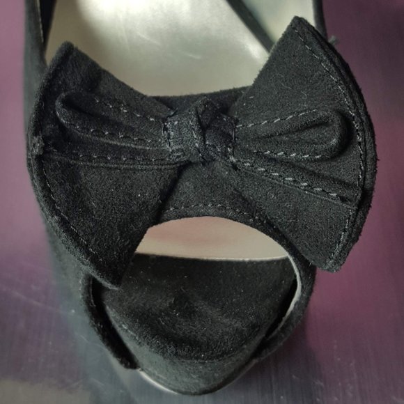 Guess Black Platform Peep Toe Bow Heels 6.5 Fabric - Picture 9 of 11